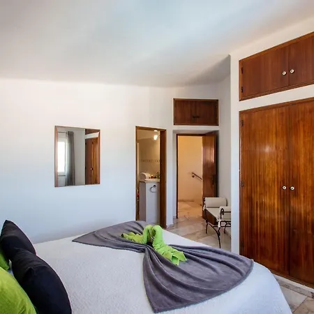 Dominica By Algarve Vacation Villa *