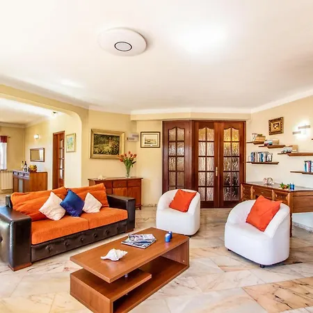 Dominica By Algarve Vacation Villa *