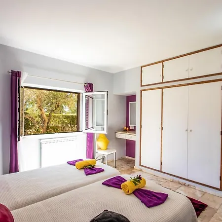 Villa Dominica By Algarve Vacation *
